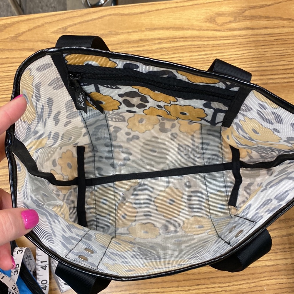 Vera Bradley Mesh Tote In Go Wild Pattern - image 3